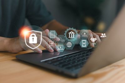 讀特早知道 跨海新通道、油價(jià)動(dòng)態(tài)與體壇焦點(diǎn)